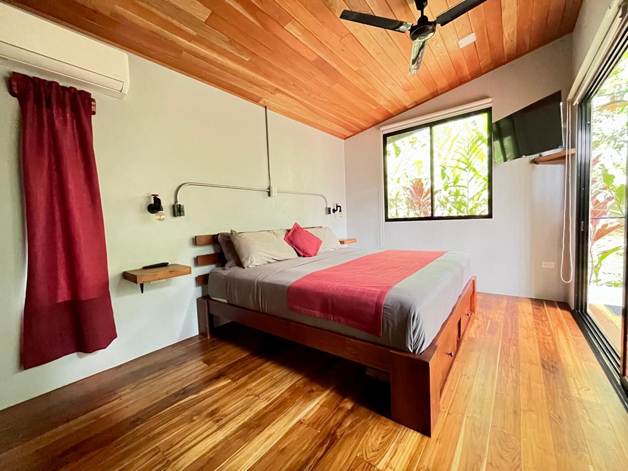 Industrial Studio With Private Jacuzzi Uvita Luaran gambar